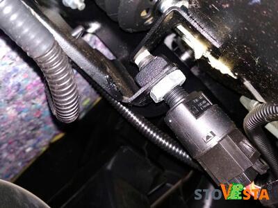 Датчик педали тормоза Vesta, Vesta NG, XRay (1.6/1.8 16V, 2WD)- замена